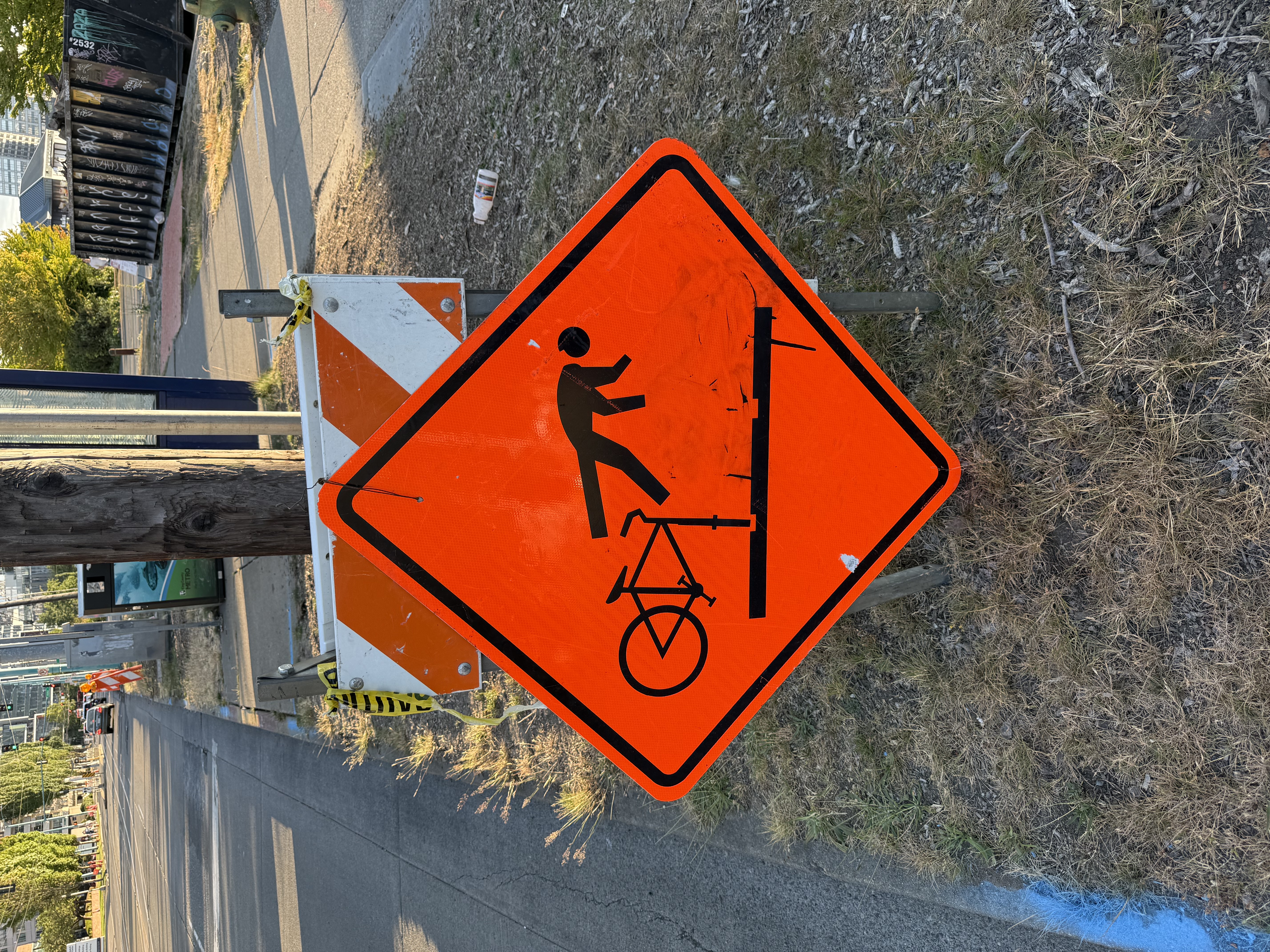 A construction warning for cyclists.