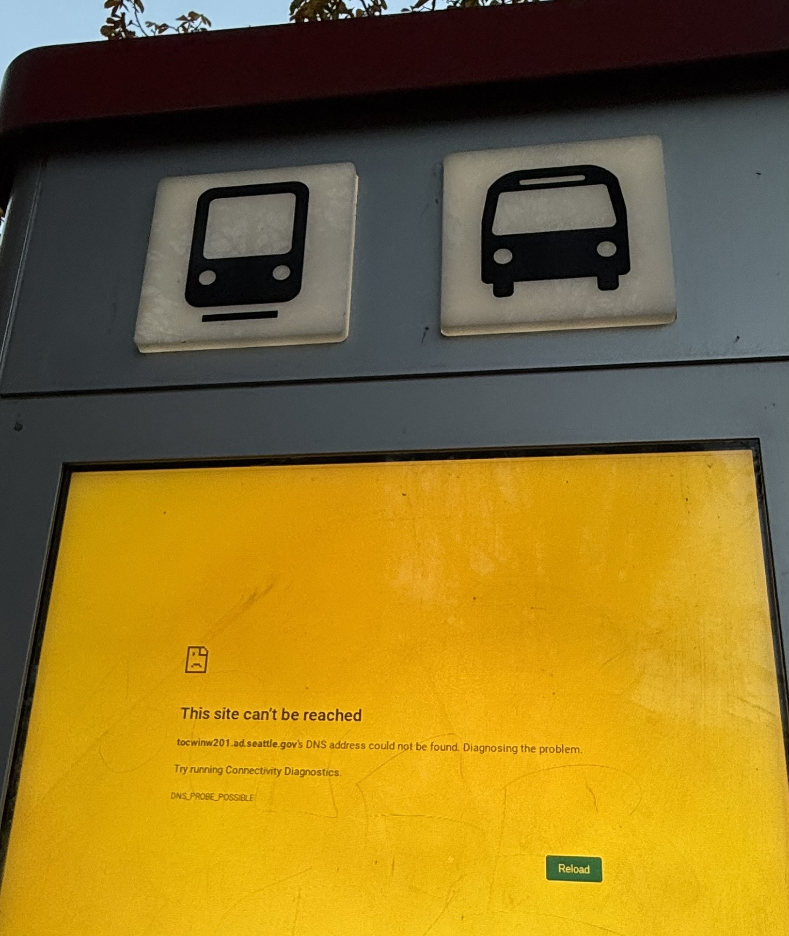 Broken Transit sign due to DNS error